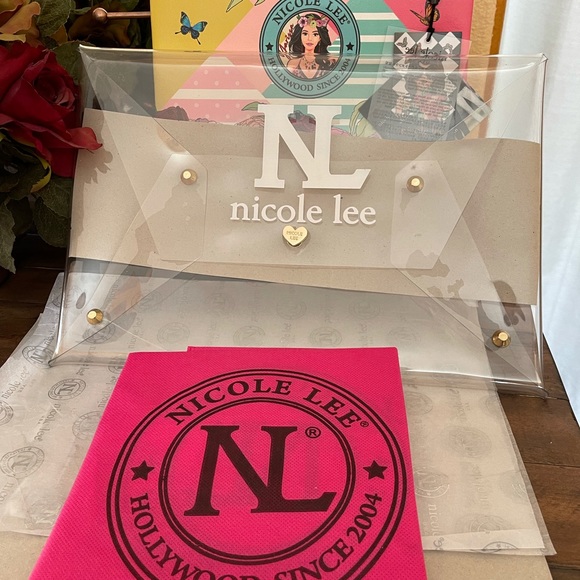 NWT Nicole Lee Makeup bag, wristlet wallet, purse, cosmetics multicolored bag - Picture 6 of 12